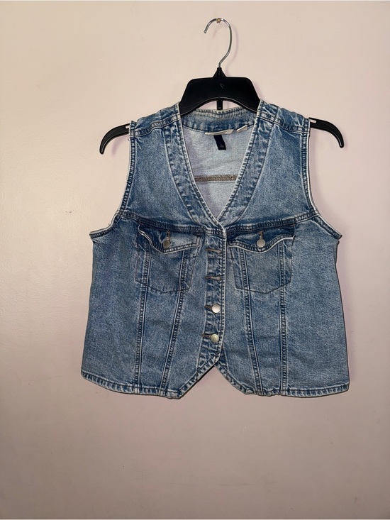 Universal Thread Jackets & Blazers - Universal Thread Light Blue Denim Vest